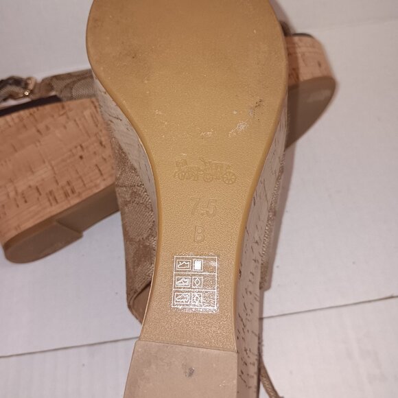 COACH INSIGNIA FERRY PEEP TOE WEDGE HEELS - Picture 12 of 12